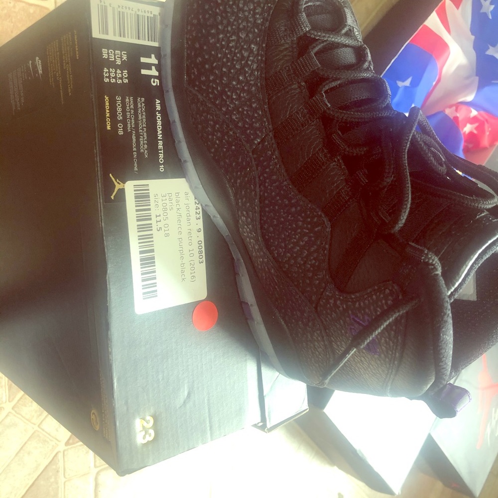 Air Jordan’s Retro 10 men’s size 11.5